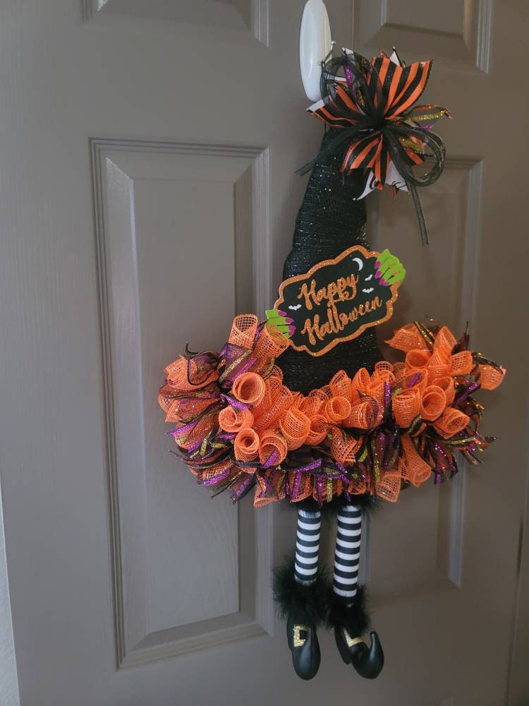 Halloween Witches Hat Wreath, Door wreath, Halloween wreath