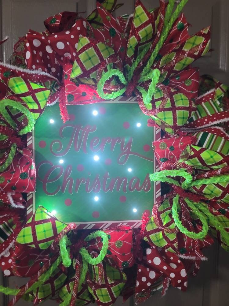 Christmas wreath, red and green Christmas wreath, holiday wreath, winter wreath, front door wreath