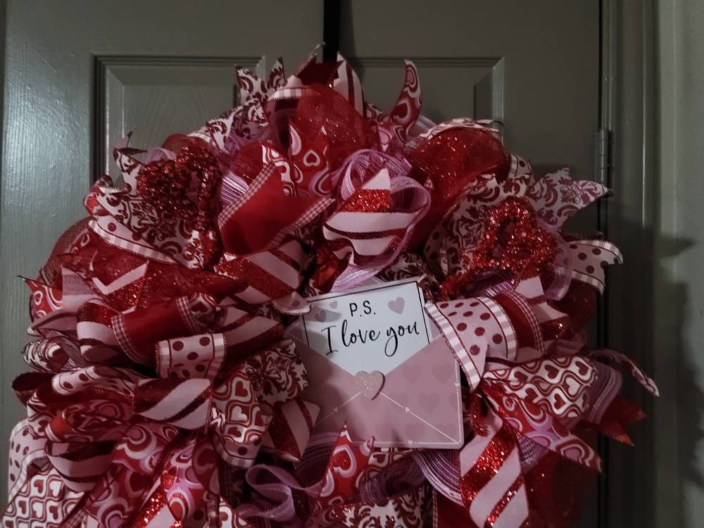 Valentine's wreath, winter wreath, Everyday wreath, door hanger