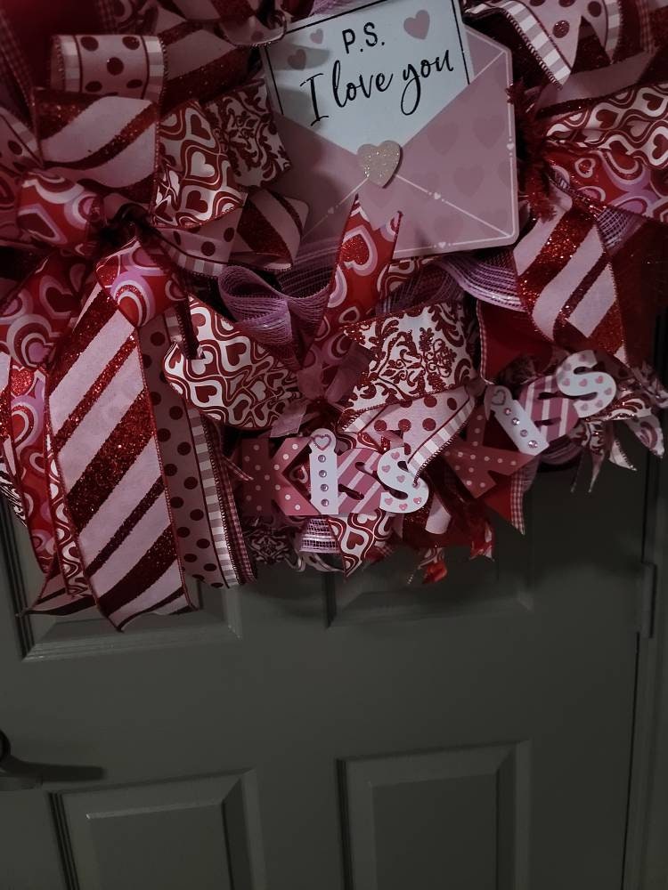 Valentine's wreath, winter wreath, Everyday wreath, door hanger