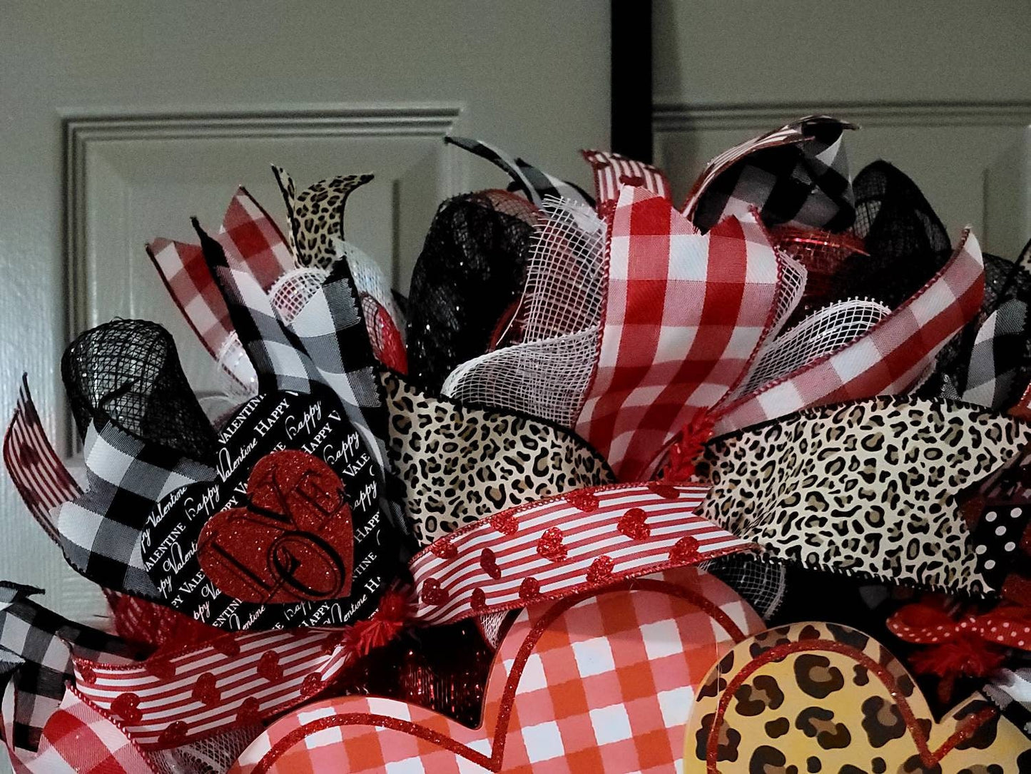 Valentine's wreath,  winter wreath,  holiday wreath,  door decor,  home decor,  door hanger